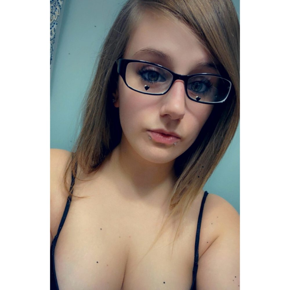 Meet your Posher, Brandi